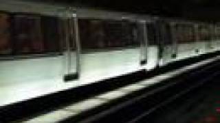 My Sunday AM Trip to Borders . WMATA Subway / DC . 23 Dec 07