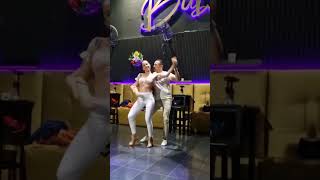 Bachata Dance - La Reina #bachatadance #bachatalovers #bachatadancers  #bachatafusion