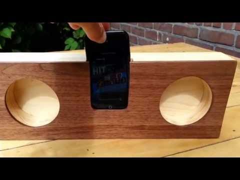 Acoustic music box