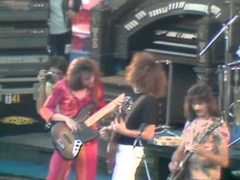 Boston • Don't Look Back  Live 79