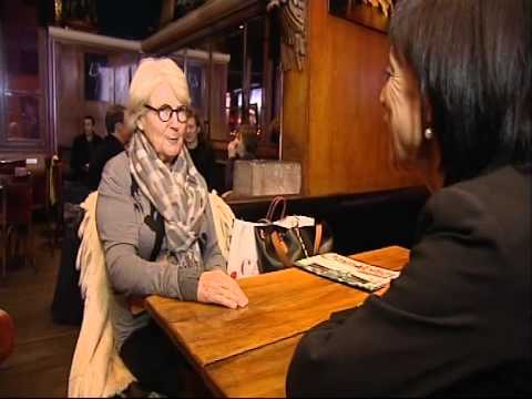 "Petit Bain de culture en méditerranée" visite le bar La Caravelle