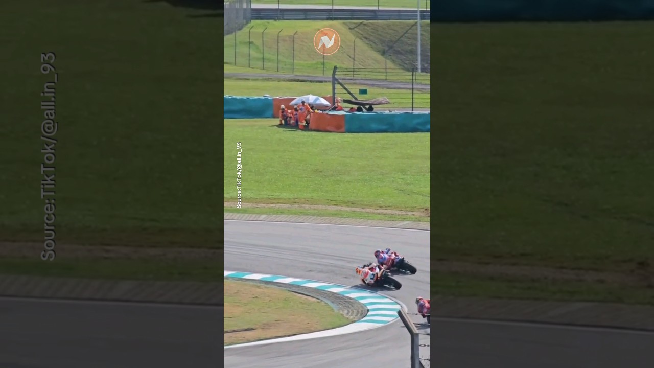The moment of Luca Marini vs Marc Marquez at the Malaysian GP | 