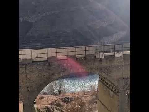 В Дагестане неизвестный сливал в реку странную жидкость