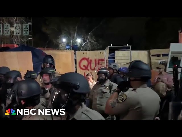 Counter protest clashes at UCLA went unchecked by police for several hours