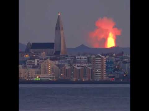 شاهد بعد 6000 عام من السبات انفجار بركان قرب العاصمة الآيسلندية ريكيافيك شكرا لاشتراككم بالقناة