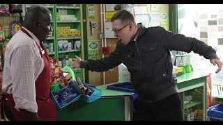 Eastenders - Phil & Ben Mitchell Vs. Patrick Trueman 27Th September 2011