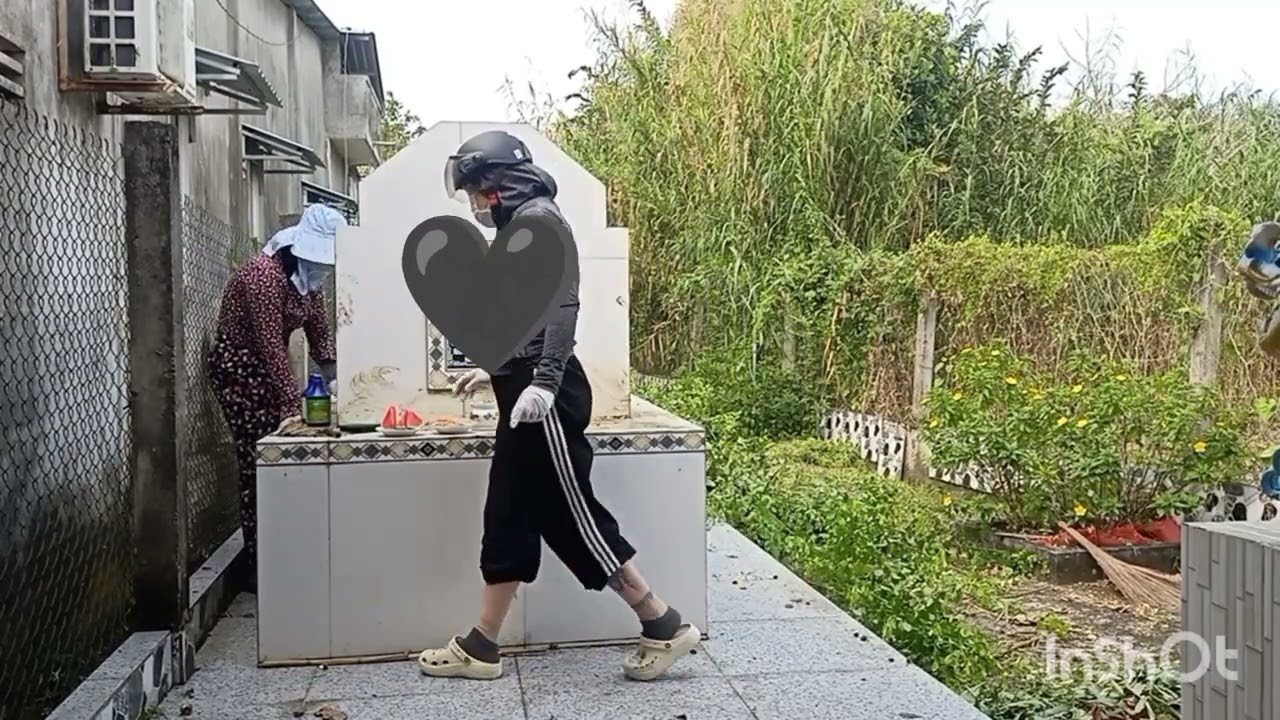 Ba Chị Em Gái Cùng Các Dì, Các Cậu Đi Tảo Mộ Cho Ông Bà Ngoại Với Cha || Chị Em Sanh Đôi TV 