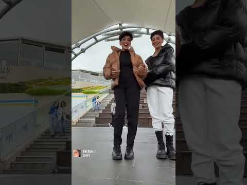 ريما المطيري و جود العنزي في اسطنبول