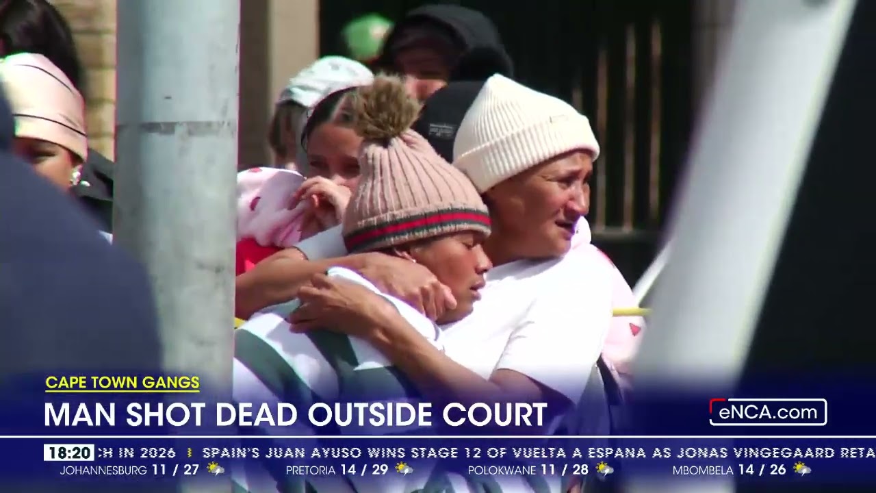 Alleged gang member shot dead outside court
