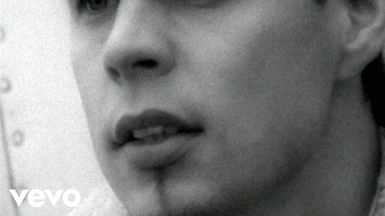 Joakim Niels - Jag Lever Än (Video)