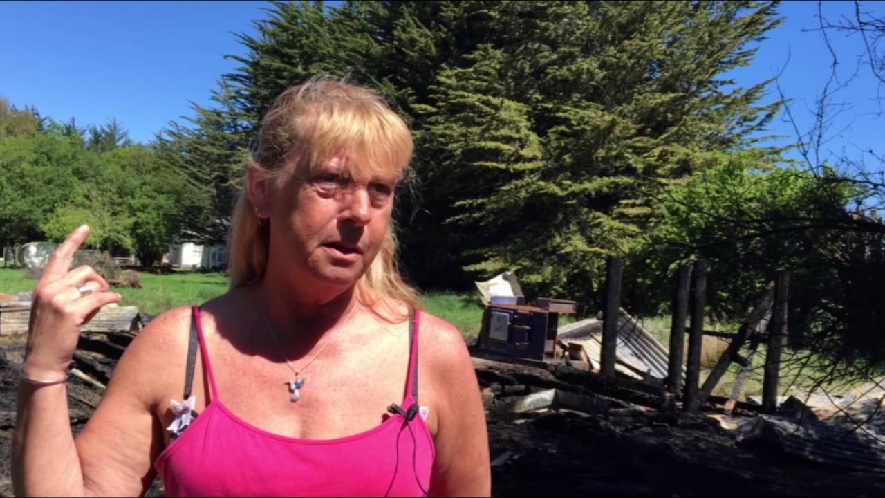 Suspected arson at Southland nudist camp - YouTube