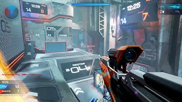 sniping against bots in a custom match - Splitgate