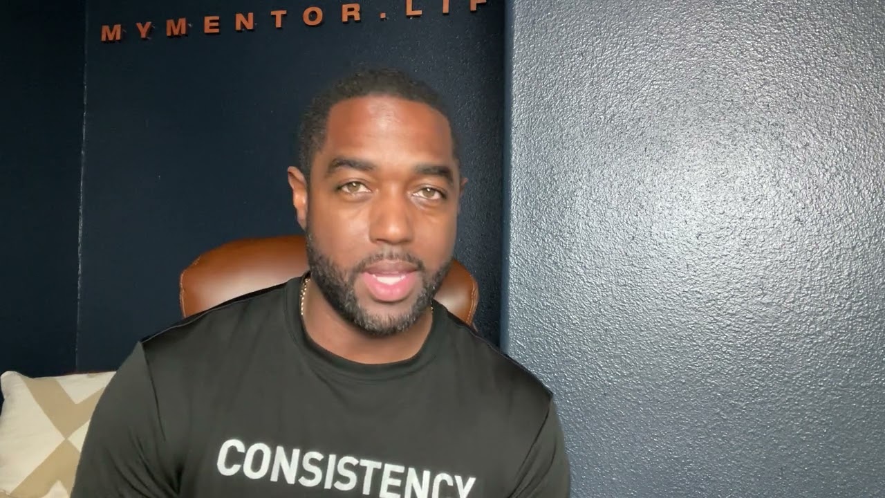 Что делать, если у вашего мужчины зависимость от пиара?