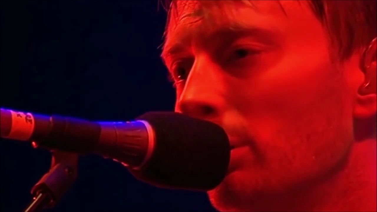Radiohead fake plastic trees live glastonbury 2003 YouTube