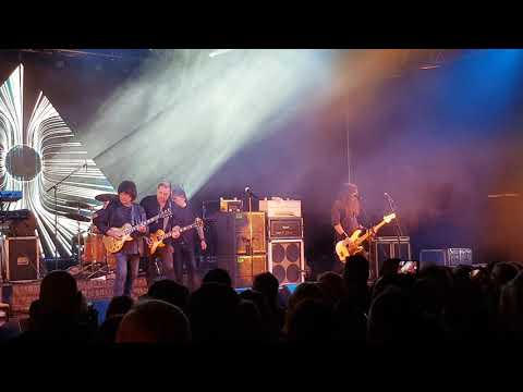 Piramis - Kóbor angyal - live at Budapest, Volt egyszer egy ifipark