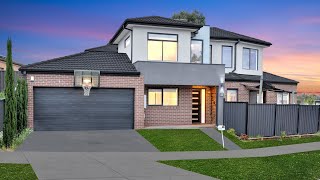 33 Wendy Way, Tarneit VIC | 4-Bedroom Family Home with Outdoor Kitchen | Harbour & Hill Real Estate