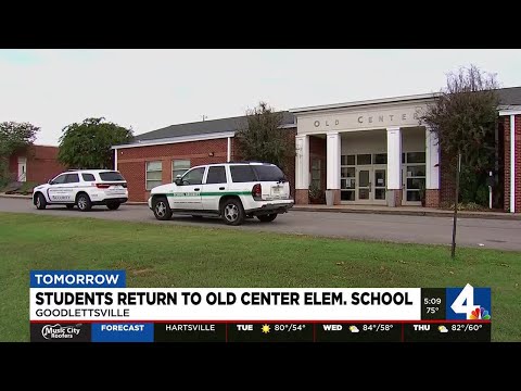 Students return to Old Center Elementary School on Tuesday