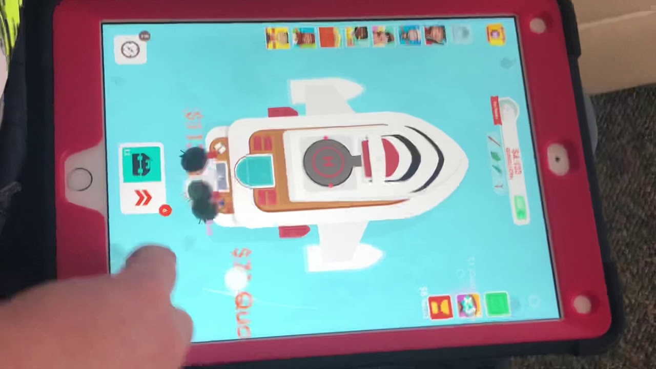 Playing Hooked Inc trying to catch icy peak big fish