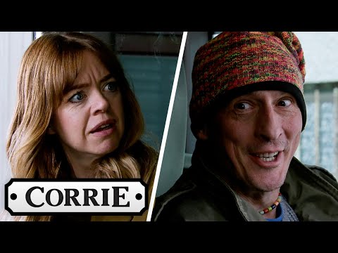 Spider Returns Giving Toyah a Shock | Coronation Street