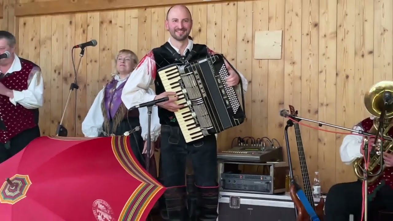 POGLED Z BOČA (FLOTTE FINGER) - Slovenski muzikantje / Oberkrainer Sextett