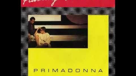 Primadonna - Flashing On The Floor (Italo-Disco on 7")