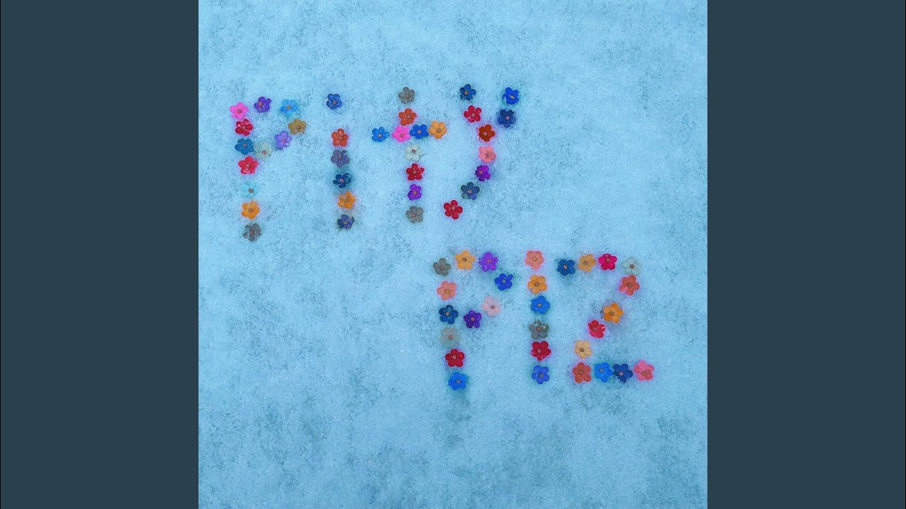 YouTubeでPity Pleaseを視聴 YouTubeでPity Pleaseを視聴