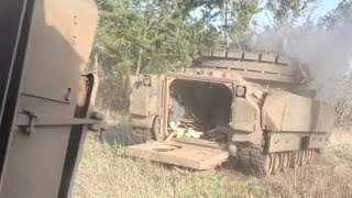 Evacuation of the crew of the Ukrainian M2A2 Bradley infantry fighting vehicle