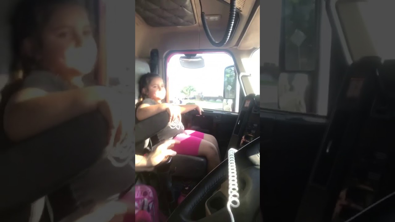 Girl Truck Driver Youtube 
