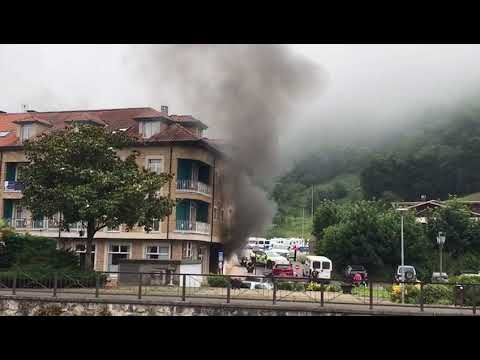 V&Iacute;DEO Incendio en un hotel de Cangas de On&iacute;s