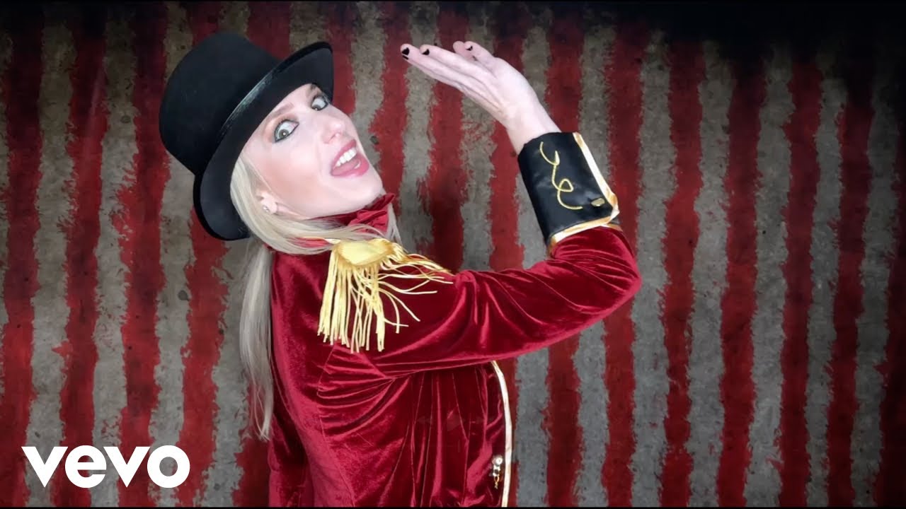 Madame Mayhem - Welcome To The Shit Show