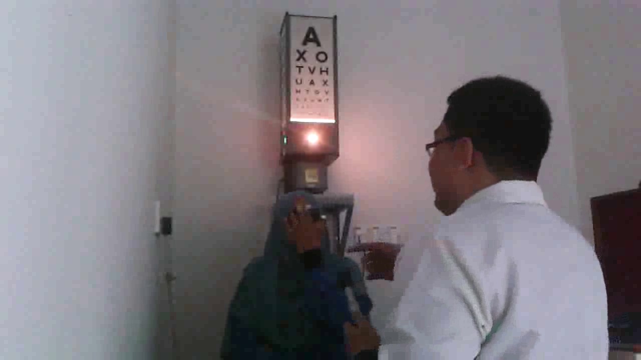 Patient 2 Retinoscopy Akmal A152097 YouTube