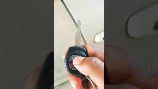 Desire car ka center lock aur light ek sath band? ये रहा असली कारण 🔥 | Maruti Car Tips