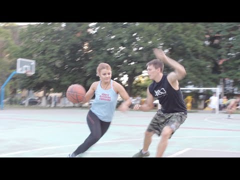 1 НА 1 С ДЕВУШКОЙ ФИТНЕС-ТРЕНЕРОМ