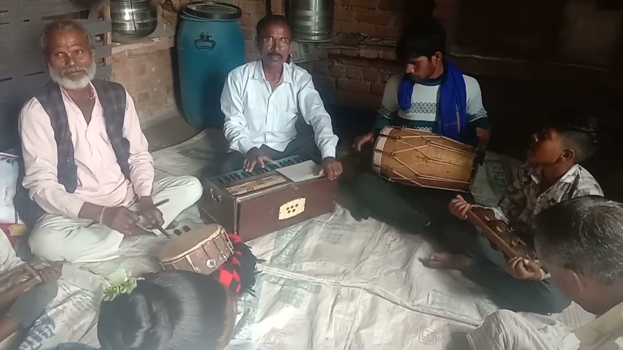 गायक रामसुमन अहिरवार होली की फाग 