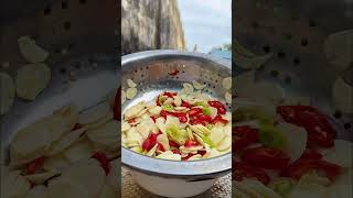 ngày 13 tháng 12, 2025