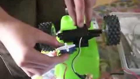 Raspberry Pi controlling propulsion motor and servo