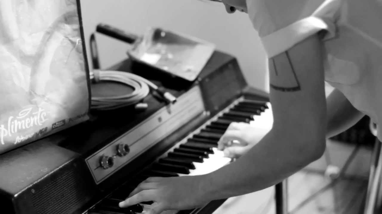 JULY TALK - GUNS + AMMUNITION (RECORDING SESSION VIDEO)