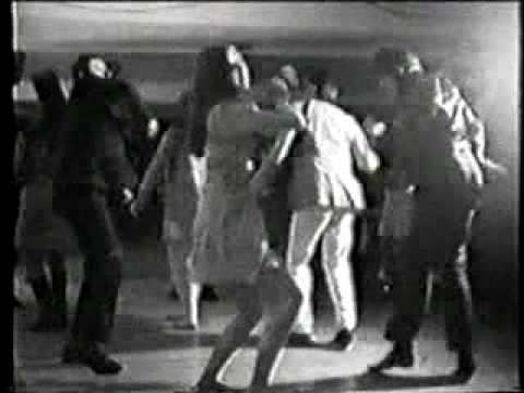 Interstellar Overdrive auf YouTube ansehen Interstellar Overdrive auf YouTube ansehen