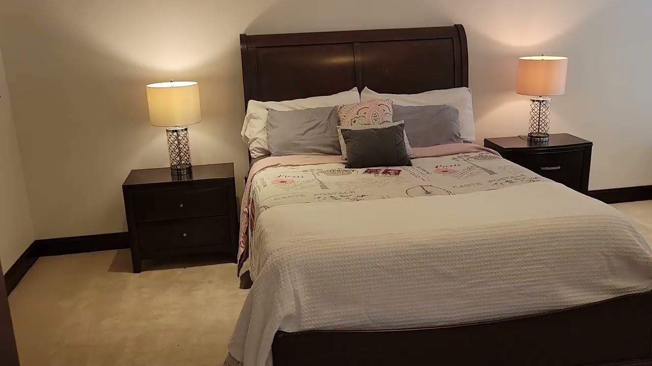 Large 1 bedroom/2 Full bathroom 07 Unit at Gallery 720 Luxury Apartments