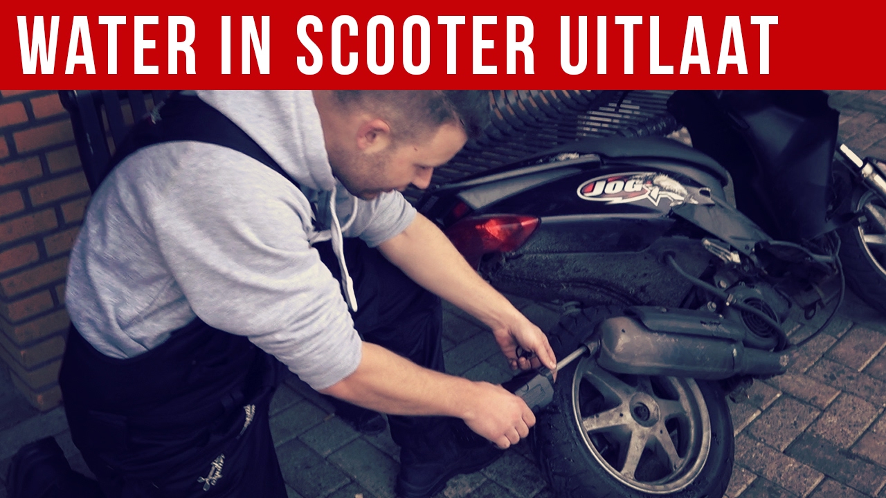WATER IN SCOOTER UITLAAT | VOL GAS MET JOEY - YouTube
