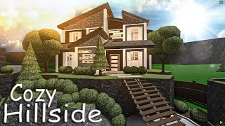 BLOXBURG | - Cozy Hillside Villa Family Home -