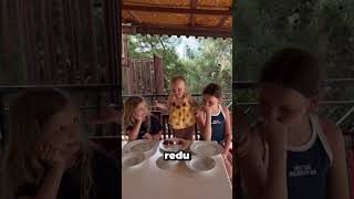 Ova mala djevojčica pokazala je šta znači biti prava sestra#viral #zanimljivo #foryou