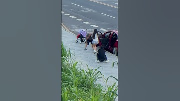 Quick Thinking Saves the Day — Real Life Reversal#brave#calm#smart#safe#quick#woman#power#alert