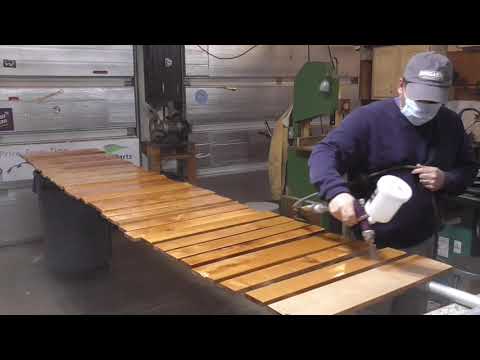 Cara Semprotkan A Clear Coat atau Lacquer