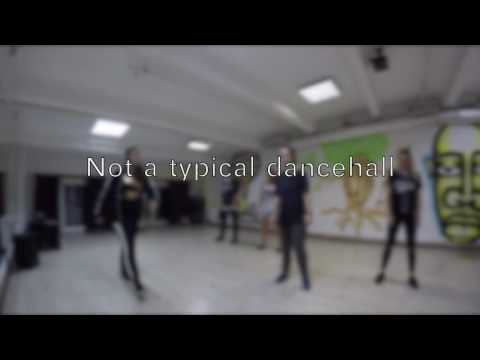 Aidonia & Onton / not a typical dancehall dance