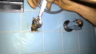 How To Fix A Leaky Shower Stall Head