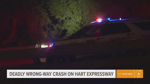 Deadly wrong-way crash closes parts of Hart Expressway