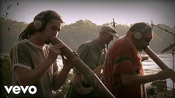BLØF - De Hemel Is De Aarde (Official Video)