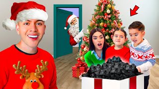 Thumbnail for SANTA CLAUS Le REGALÓ CARBON a KIMA y JUANITO
