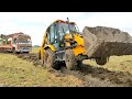 Bore well lorry stuck in mud JCB Machine pulling out from mud | JCB VIDEO | JCB STUNT